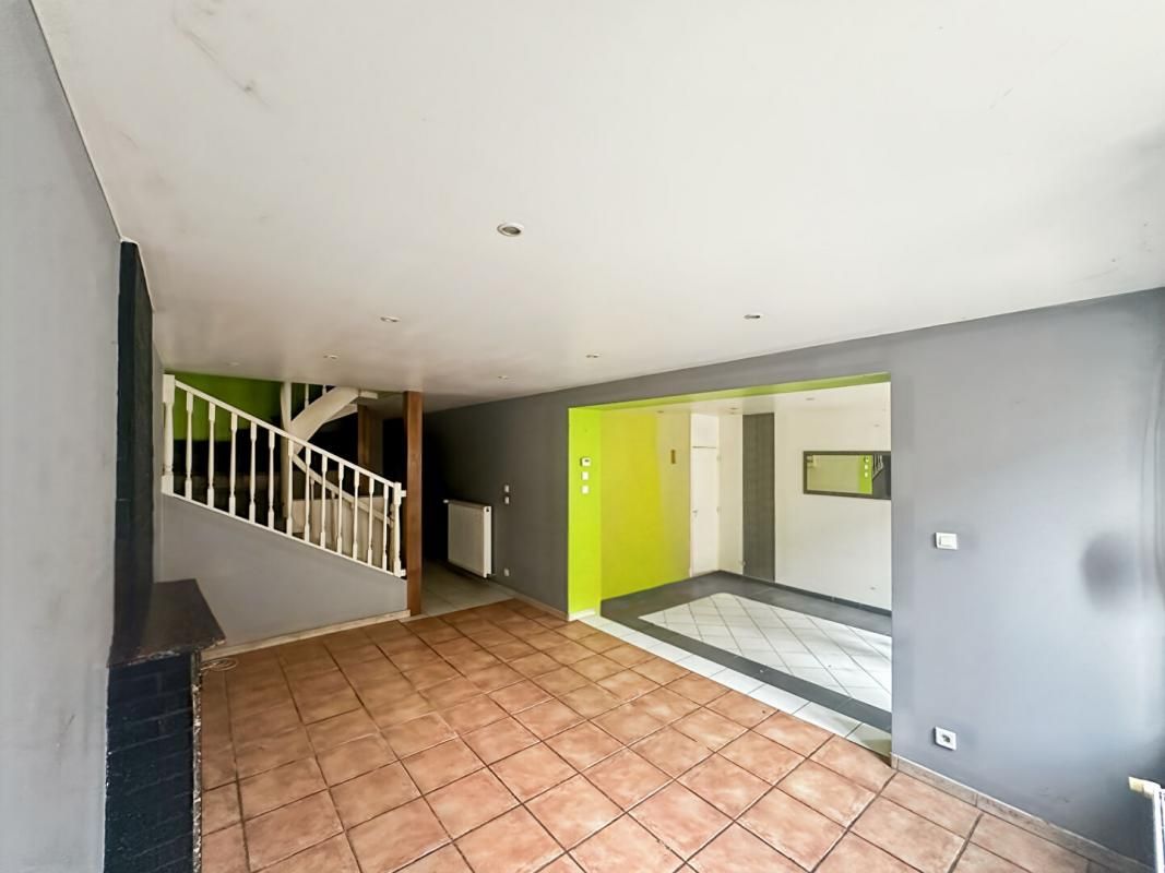 WARCQ Maison de ville sans jardin ni garage ? Quartier Warcq 3