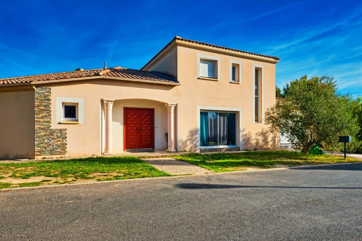 Maison Bouguenais 7 pièce(s) 195 m2