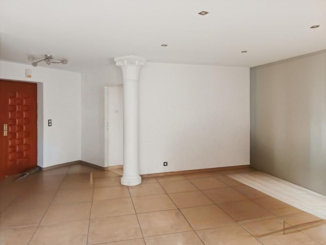 BOUGUENAIS Maison Bouguenais 7 pièce(s) 195 m2 4