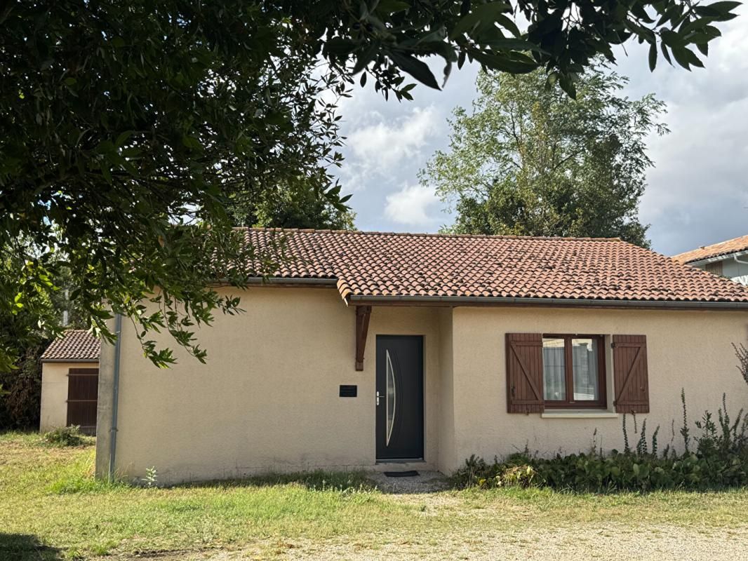 SAINT-LOUBES Maison à SAINT LOUBES de 4 pièces de 82 m2 - Garage - Terrain de 981 m² 4