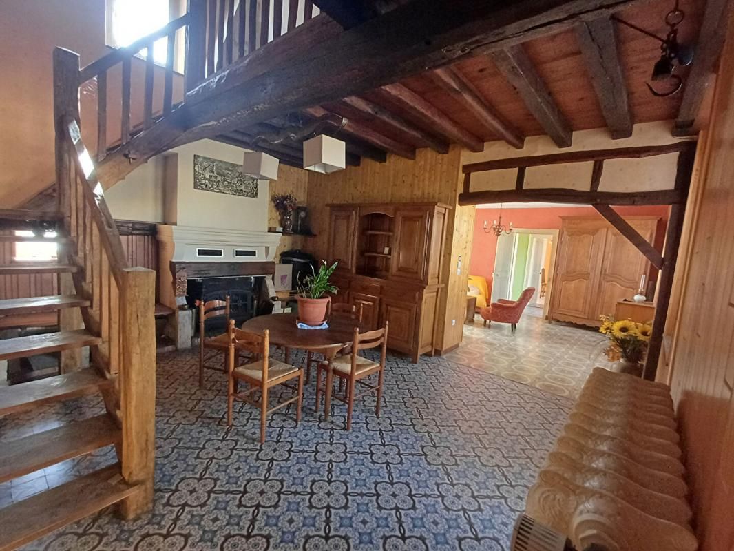 CHEPY Longère 205 m² et sa grange sur terrain de 2100 m² - 5 min Châlons-en-Champagne 2