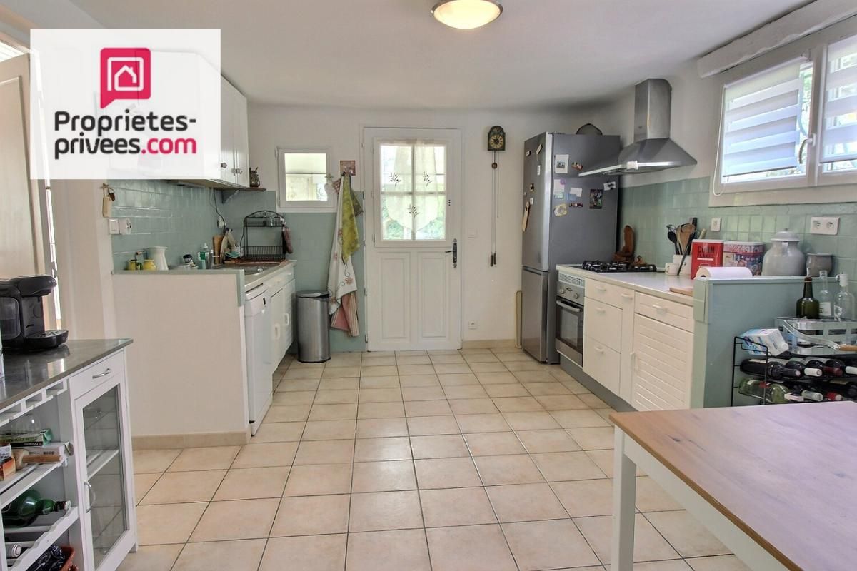 LORGUES Maison Lorgues 7 pièces 200m² sur 1500 m² 3