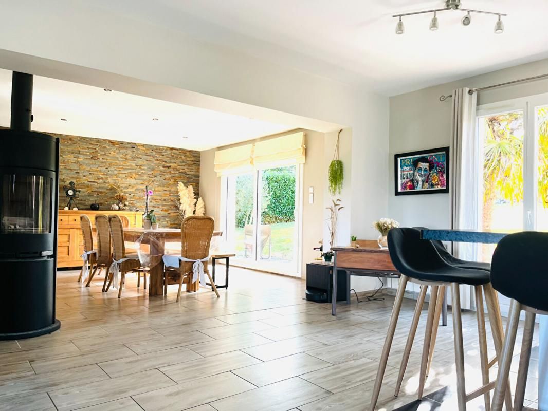 OUILLY-LE-TESSON OUILLIY LE TESSON - MAISON FAMILIALE - 4 CHAMBRES 4