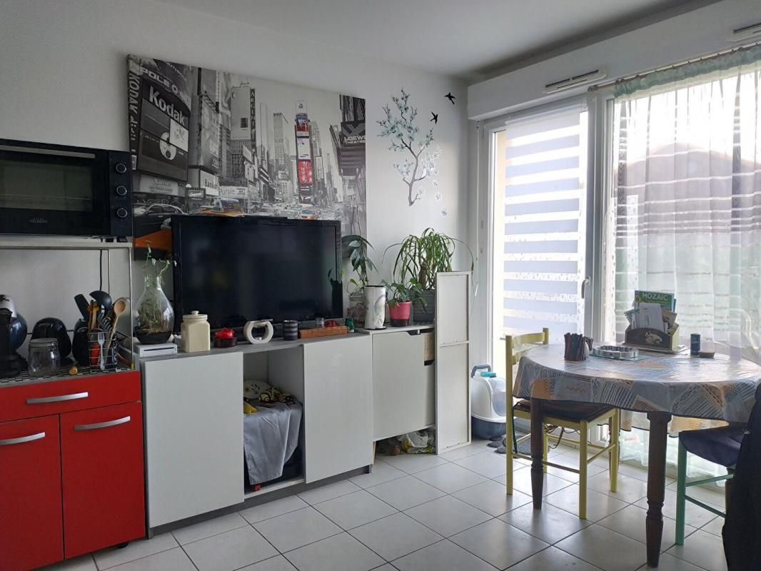 LE LOROUX-BOTTEREAU Location T1, 27m², bourg du Loroux Bottereau 1