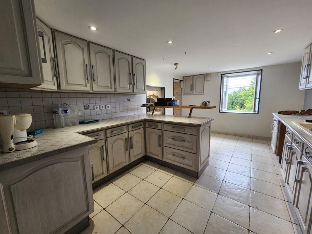 ESVES-LE-MOUTIER Maison Esves Le Moutier 5 pièce(s) 110 m2 3