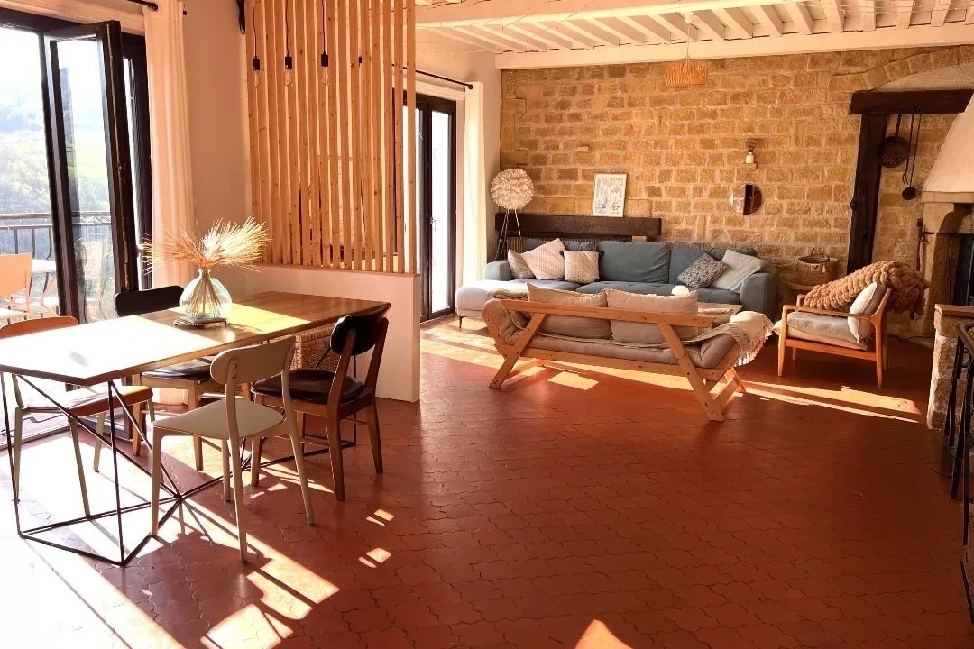 CHAMELET CHAMELET LE BOURG. Maison 183m2 5 chambres avec vue magnifique 4