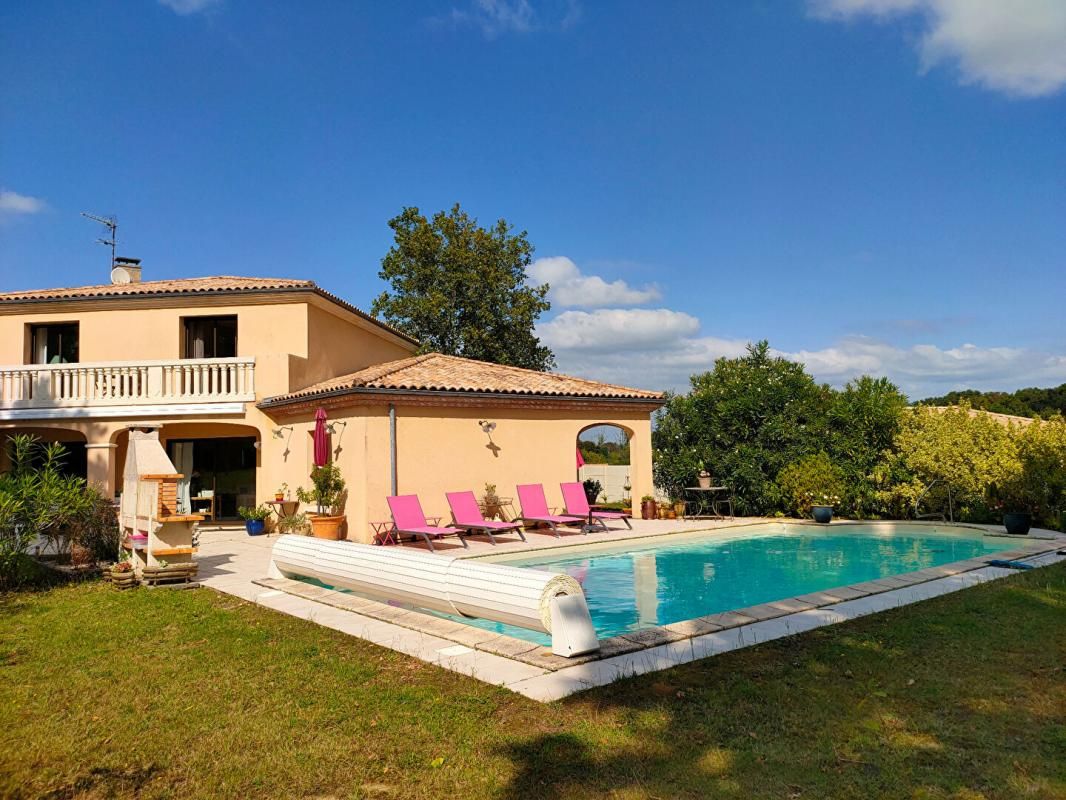 MONTUSSAN BELLE DEMEURE DE CHARME - 236 M² - DOUBLE GARAGE - PISCINE - TERRAIN 4289 M² 2