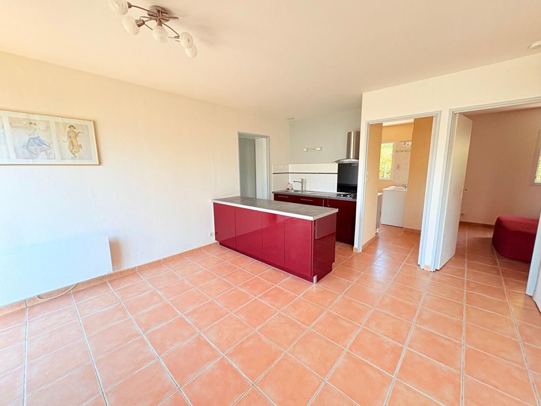 THENAC EXCLUSIVITE Maison de plain pied 71 m2 4