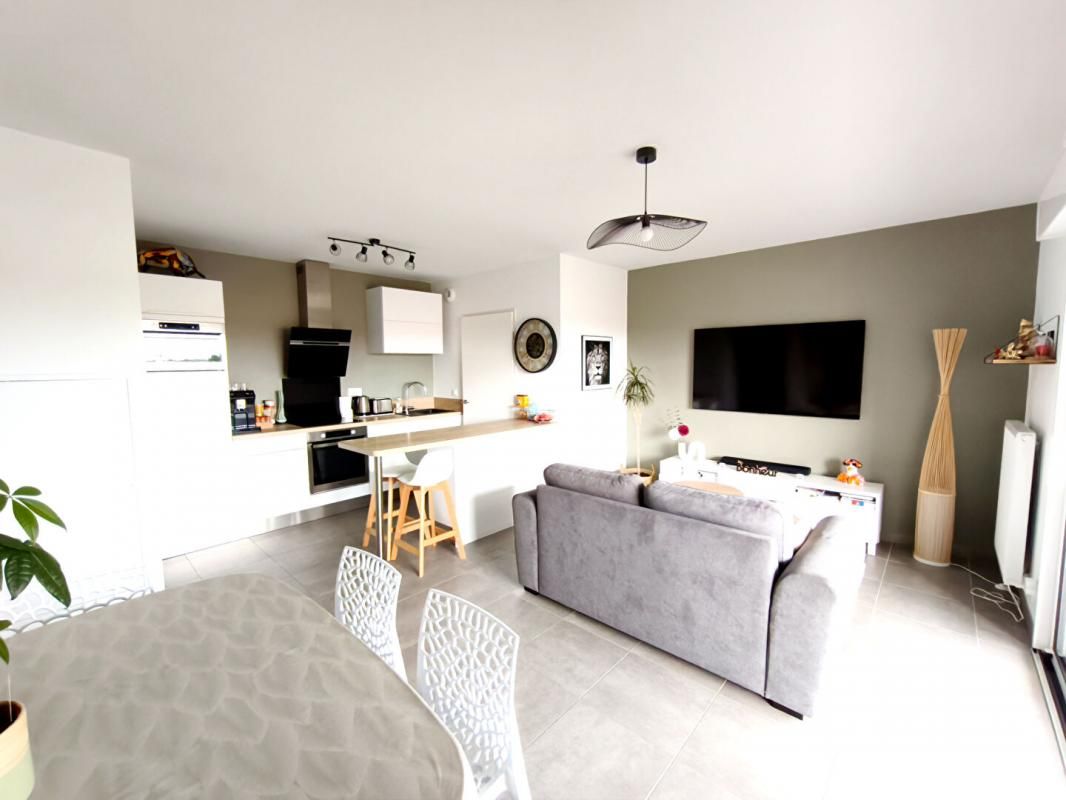 SAINT-PAUL-LES-DAX Appartement Saint Paul Les Dax 2 pièce(s) 49 m2 plus terrasse 17 m2 1