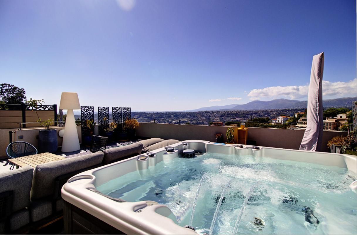 NICE Nice Saint-Antoine - Villa contemporaine avec toit-terrasse, jacuzzi et vue panoramique 1