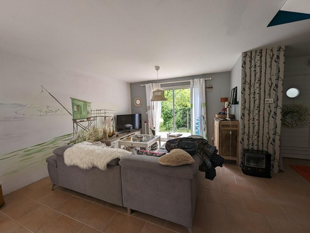 LISTRAC-MEDOC Cadre paisible et pratique : maison familiale à Listrac-Médoc 2