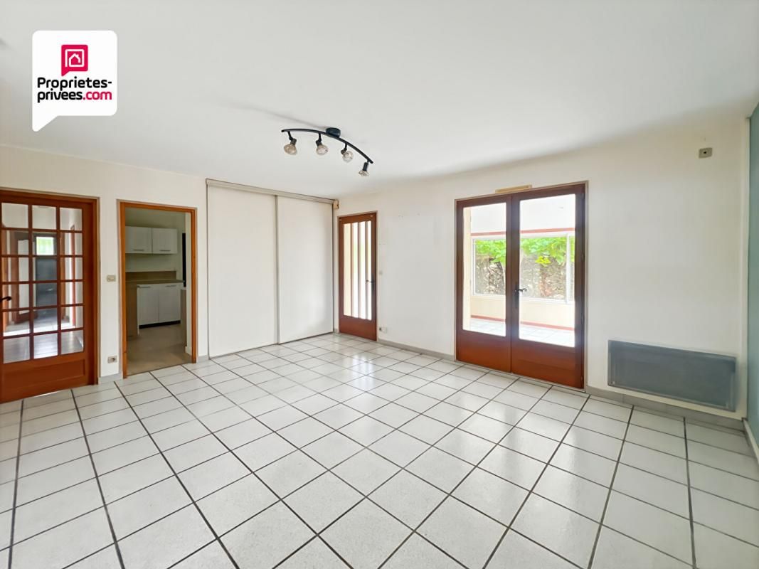 LANGON Maison de plain-pied, 3 chambres, garage et jardin 4