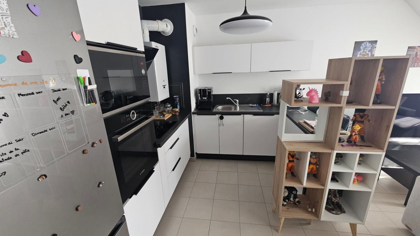 JOUARS-PONTCHARTRAIN Exclusivité / Appartement 2 pièces dans résidence de standing sécurisée 4