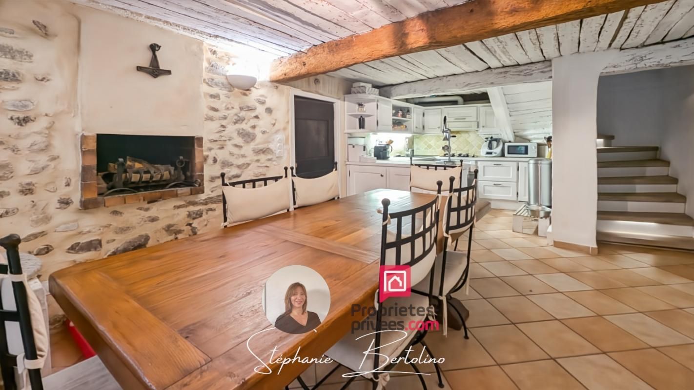 Maison de village -  Roquebrune Sur Argens