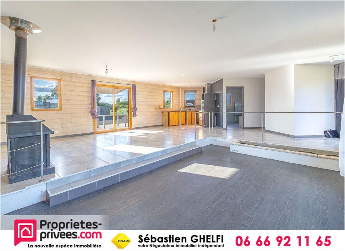 CONTRES belle maison de plain-pied avec grande salle de vie de 60m²-3 chambres 4