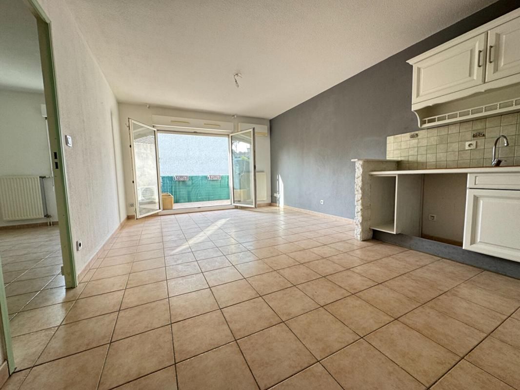 13013 Bien RARE à la vente appt T3 qui se vit comme une maison