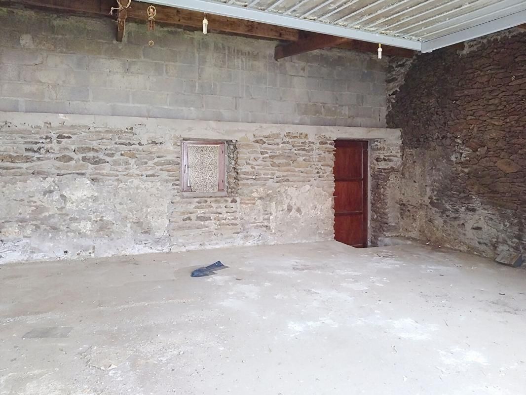 GROIX Parking / Atelier Groix 65 m2 4