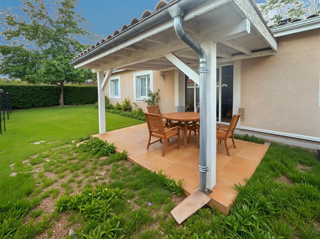 LE TAILLAN-MEDOC Maison Le Taillan Medoc 4 pièce(s) 90 m2 3