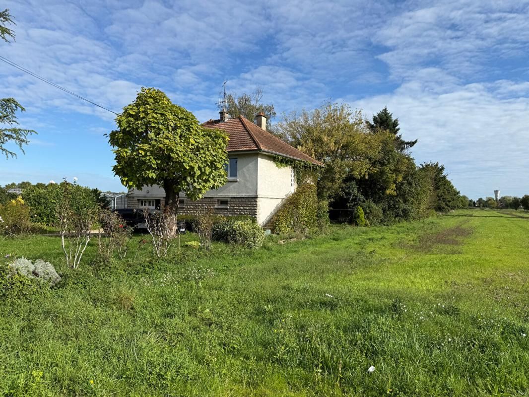 SAINT-MARCEL Maison Saint Marcel 5 pièce(s) sur environ 83 m2 habitable sur environ 1200m² de terrain 3