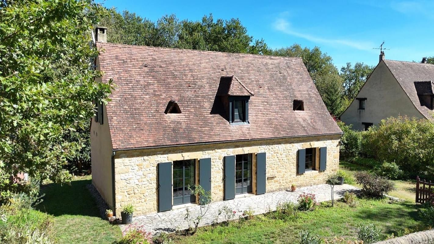 BEYNAC-ET-CAZENAC Charmante maison avec deux chambres et un bureau 2