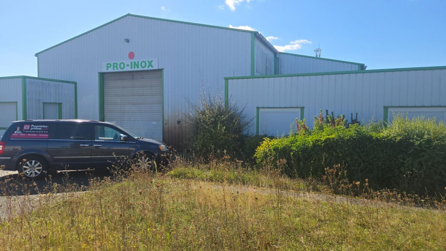 DREUX SECTEUR DREUX 28 - LOCAUX D'ACTIVITE avec BUREAUX 1.000 m² 2