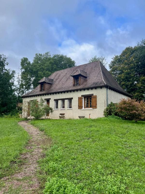 NOTRE-DAME-DE-SANILHAC Maison périgourdine Sanilhac 177 m2 sur sous-sol 1