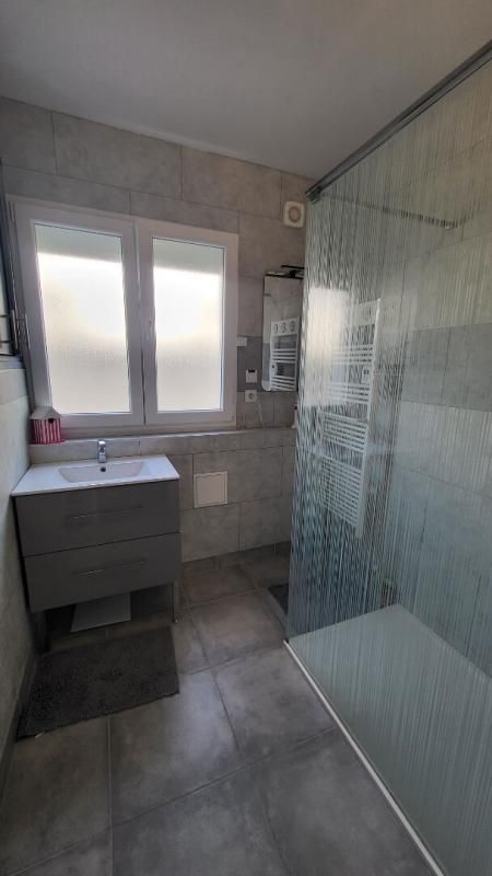 STELLA Bel appartement T2 , terrasse et jardin 3