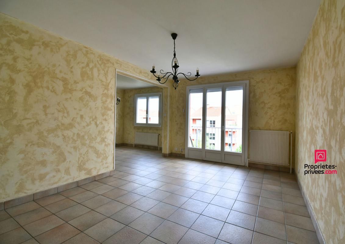 MEYZIEU Appartement  T4 traversant de 83 m2 - Meyzieu 2