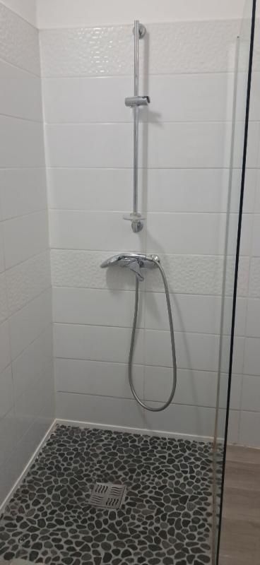 LE GOSIER Studio T1 30 m2 meublé LE GOSIER 3