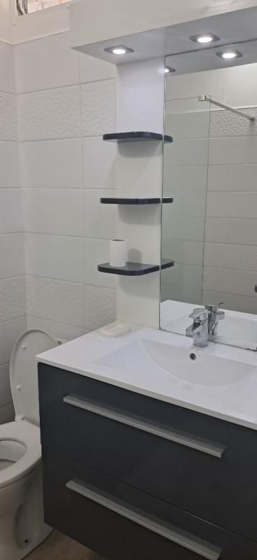 LE GOSIER Studio T1 30 m2 meublé LE GOSIER 4