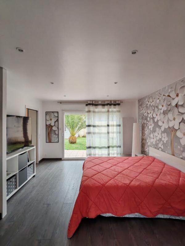 MINIAC-MORVAN Maison Miniac Morvan 6 pièce(s) 110 m2 4