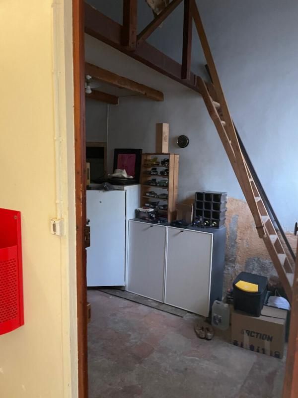 BEZIERS Vente garage 25m² et studio de 14m² + mezzanine 11m² coeur de ville de Béziers 3