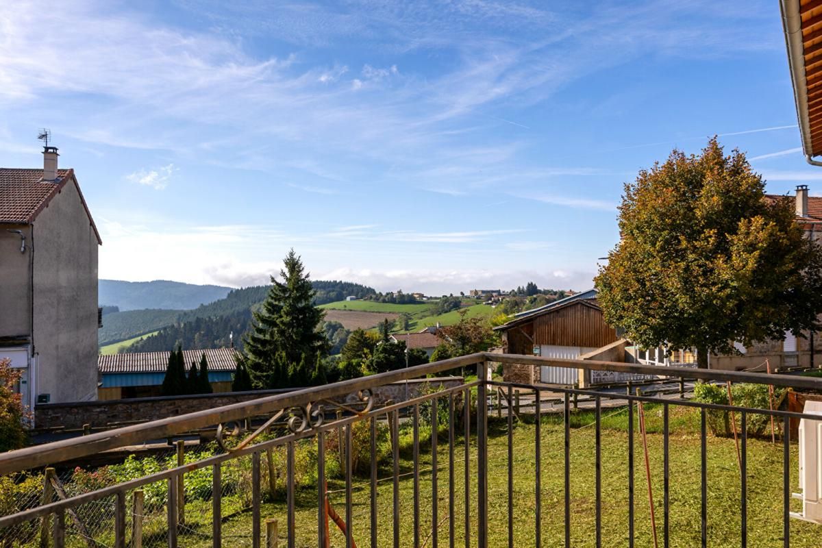 VIOLAY Charmante maison de village avec jardin 1