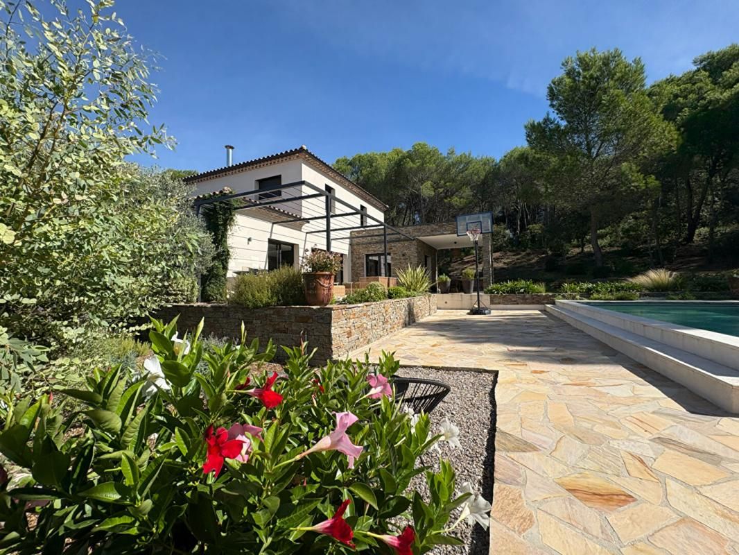CARPENTRAS EXCLUSIVITE SUR LES HAUTEURS AVEC VUE 3