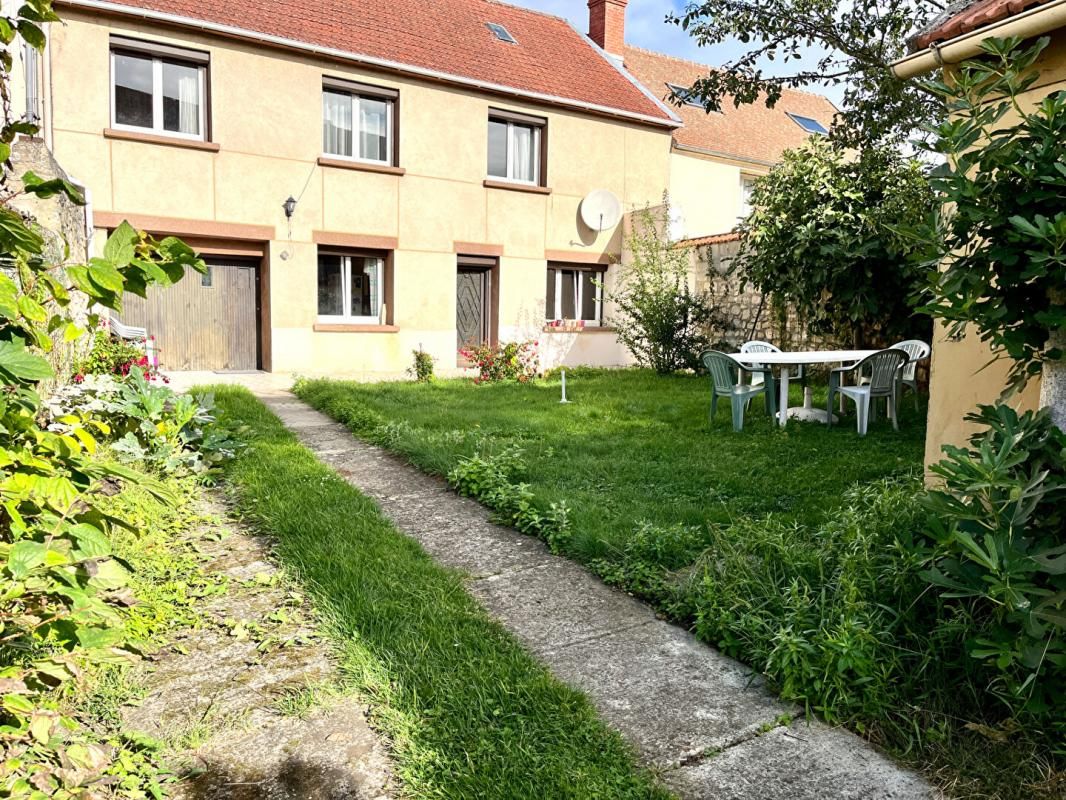? À vendre ? Maison familiale au coeur du village