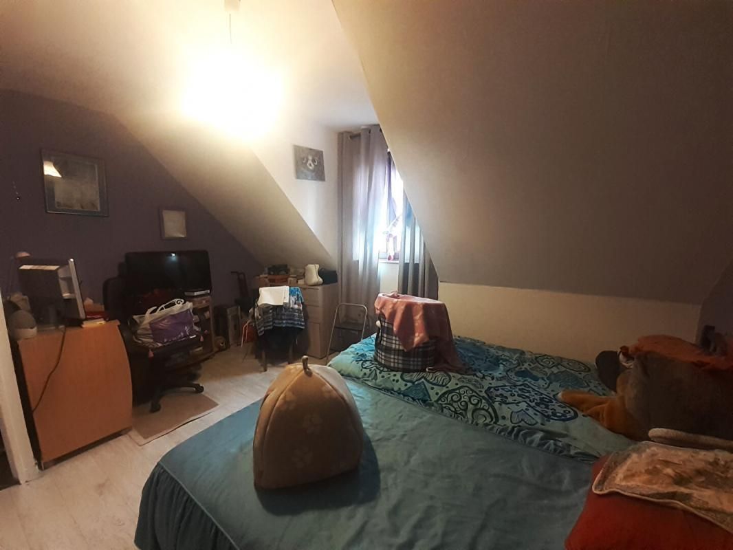SAINT-GERMER-DE-FLY Maison Saint Germer De Fly 4 chambres 118 m2 4