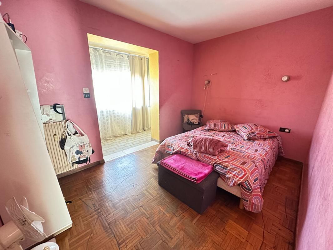 MARSEILLE-3E-ARRONDISSEMENT EXCLUSIVITÉ T4 avec terrasse et toit-terrasse Marseille 3e 4