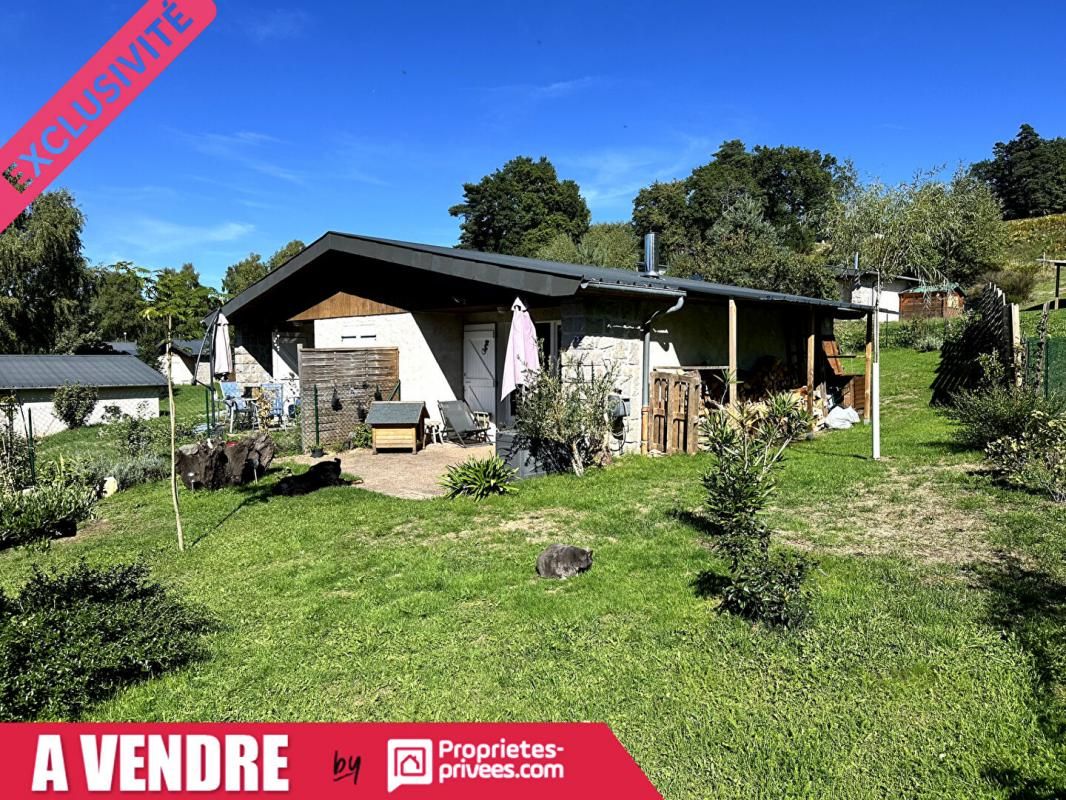 PEYRISSAC Maison rénovée de 33 m² avec jardin clos - Treignac (19260) - Exclusivité 2