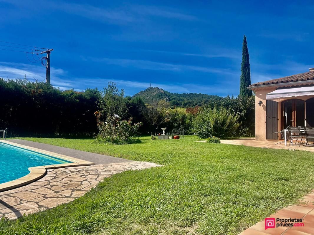CHATEAU-ARNOUX-SAINT-AUBAN Villa Familiale à Château Arnoux Saint Auban 7 pièce(s) 220 m2 2