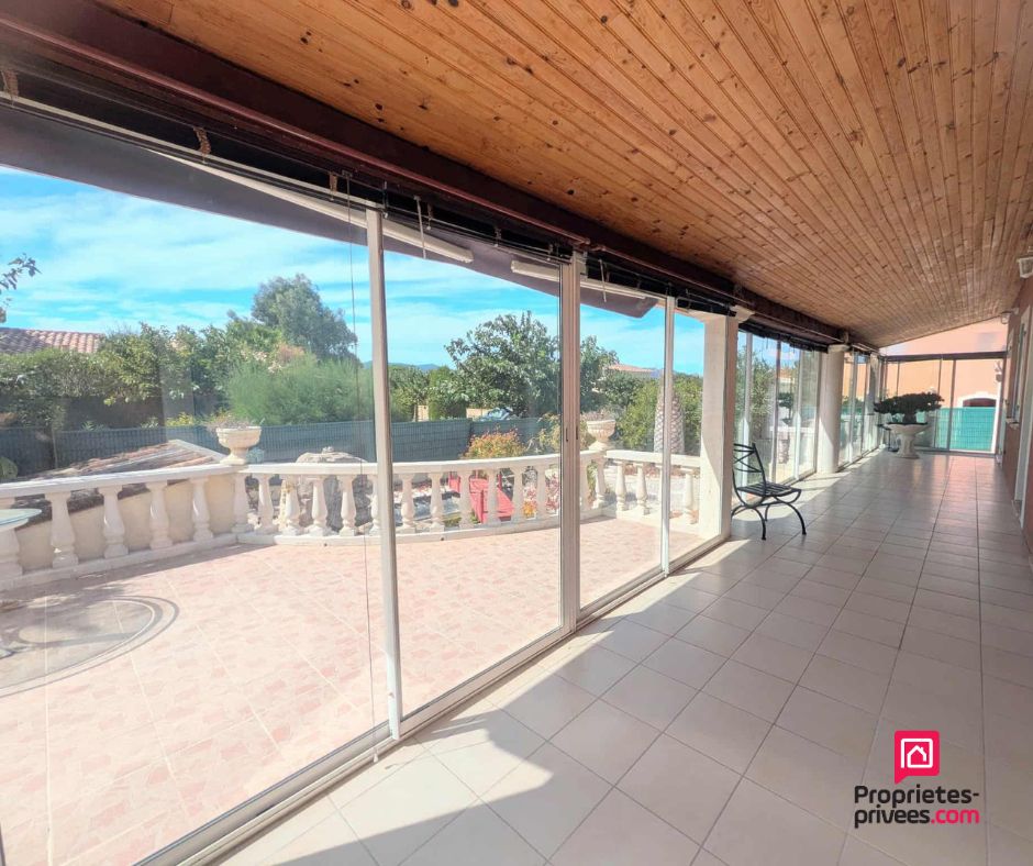 PUGET-SUR-ARGENS Maison de plain-pied avec possibilité de studio indépendant, piscine et terrain arboré 3