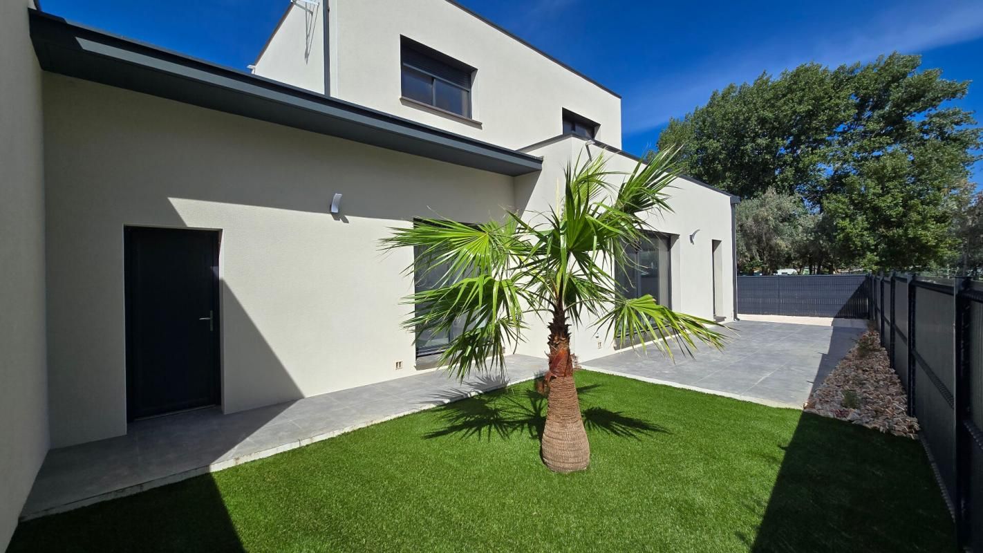 SERIGNAN Villa Serignan T4 109 m2 A 500 METRES DE LA MER 2