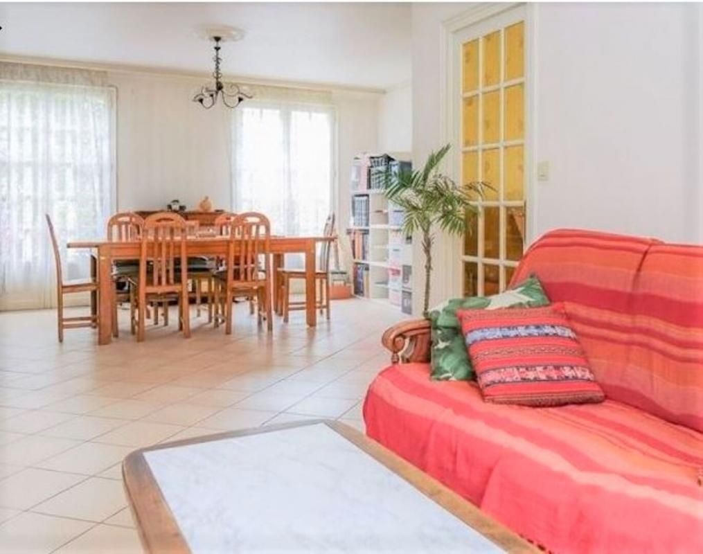ORVAULT Maison  122 m2 - 6 pièces 3