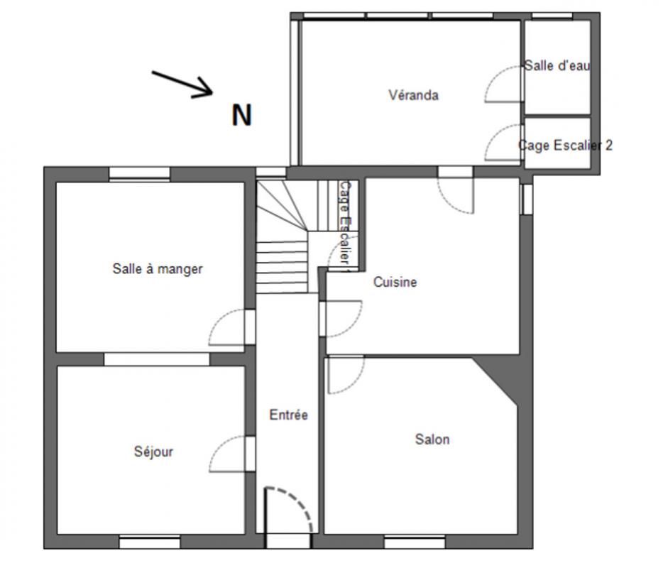 PLONEVEZ-DU-FAOU 29530 Plonevez du Faou maison 4 chambres sous sol complet à remettre au goût du jour 4