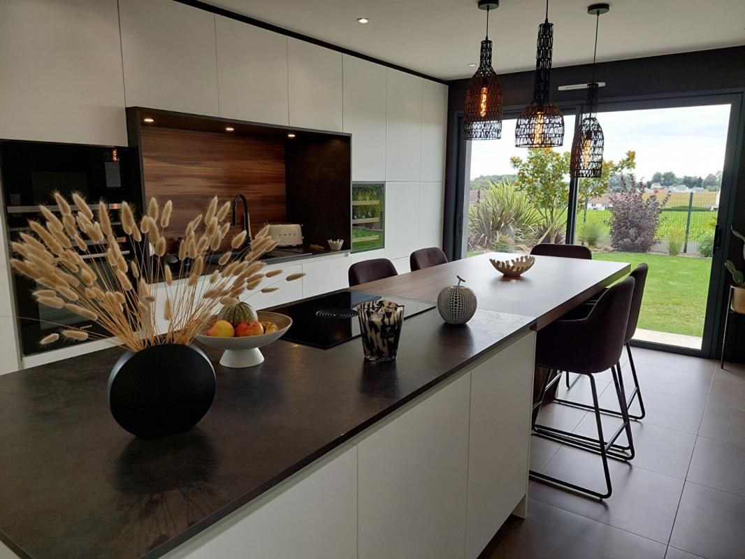 YVETOT Maison 6 pièce(s) 193 m2 4