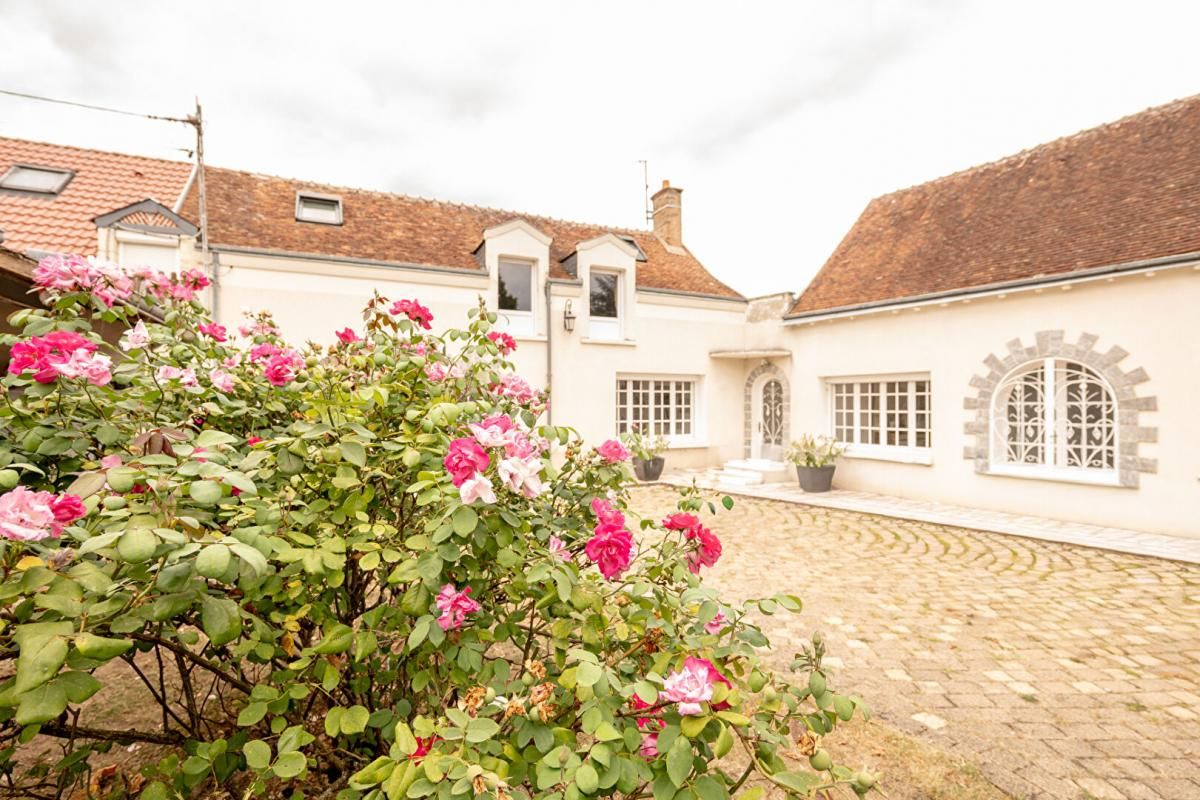 LE CONTROIS-EN-SOLOGNE LIEUX UNIQUES ® - PROPRIÉTÉS PRIVÉES PROPOSE CORPS DE FERME DE 129 M² + POTENTIEL RENOVATION 55 M² - TERRAIN 3300 M² 1