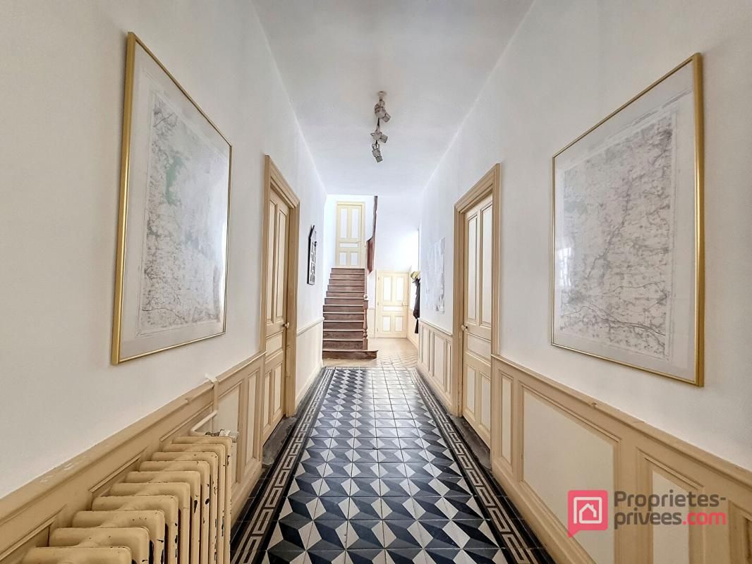 MAEL-CARHAIX Maison de maître Mael Carhaix 15 pièce(s) 416 m2 3