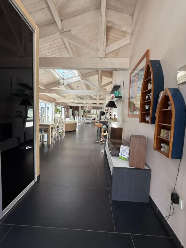 LE THOU 17290 LE THOU - Élégante maison contemporaine de plain-pied avec piscine 4