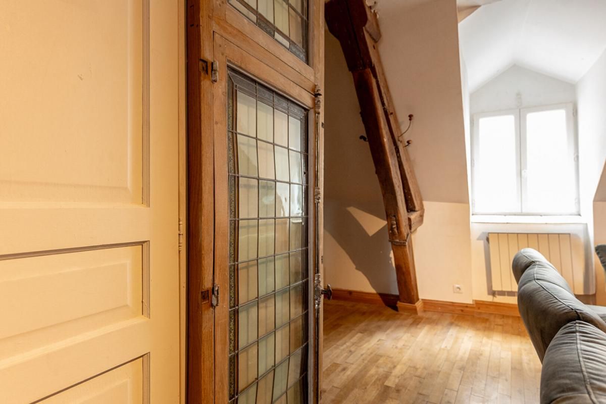 BLOIS LIEUX UNIQUES ® PROPRIETÉS PRIVÉES MAGNIFIQUE APPARTEMENT DE 98.75 M² (LOI CARREZ) (122.98 M² AU SOL) - HYPER-CENTRE BLOIS 3