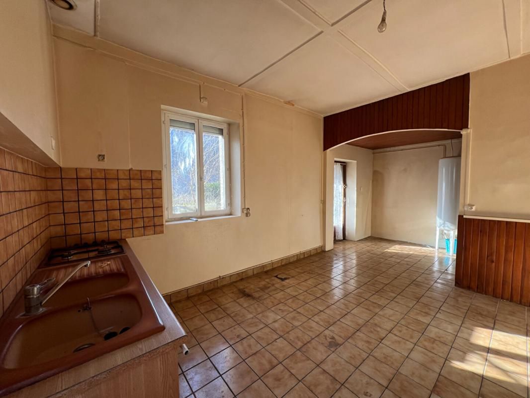 MONDOUBLEAU Maison  3 pièce(s) 80 m2 4