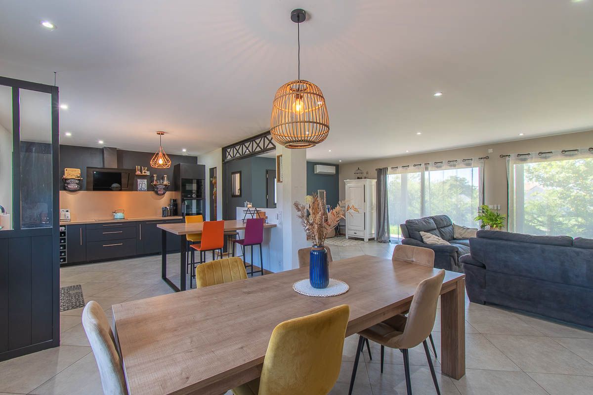 MERY-SUR-CHER Maison Mery Sur Cher 6 pièce(s) 179 m2 2